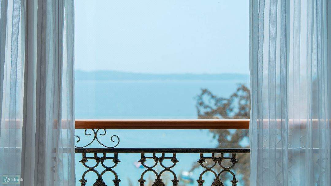 Ocean View Twin Room